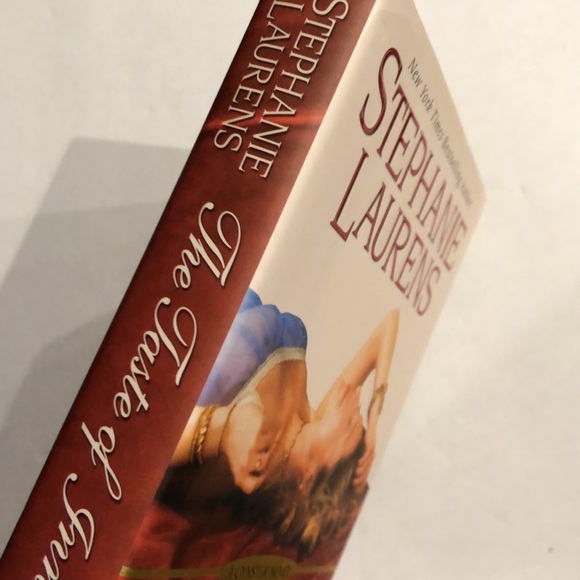 ⭐️3 for $15⭐️ Hardcover | The Taste Of Innocence by Stephanie Laurens - Picture 3 of 5